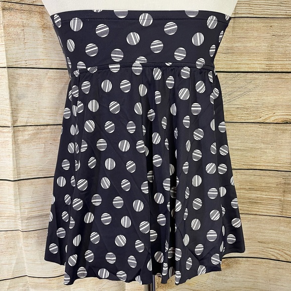 INC polka dot halter tankini top Size 8 navy/blue - Picture 9 of 12